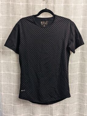 [Bylt] Men’s Black Dot Performance Crew Tee